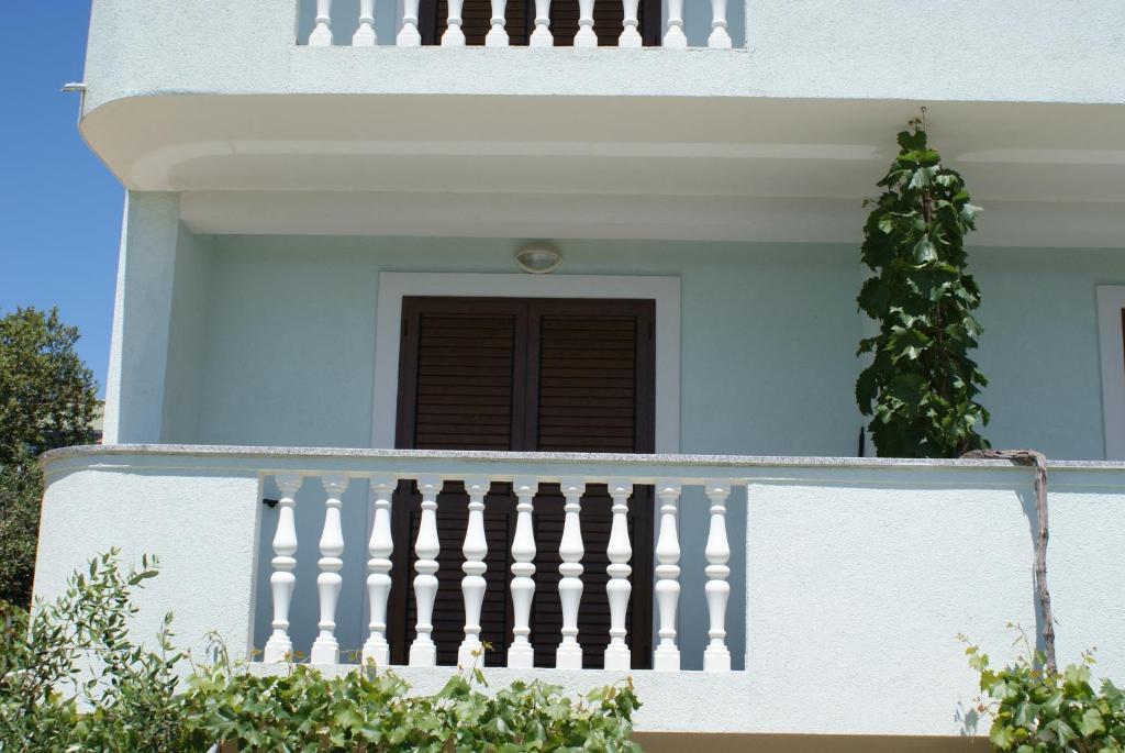 Apartments Jurjevic Petrčane Chambre photo