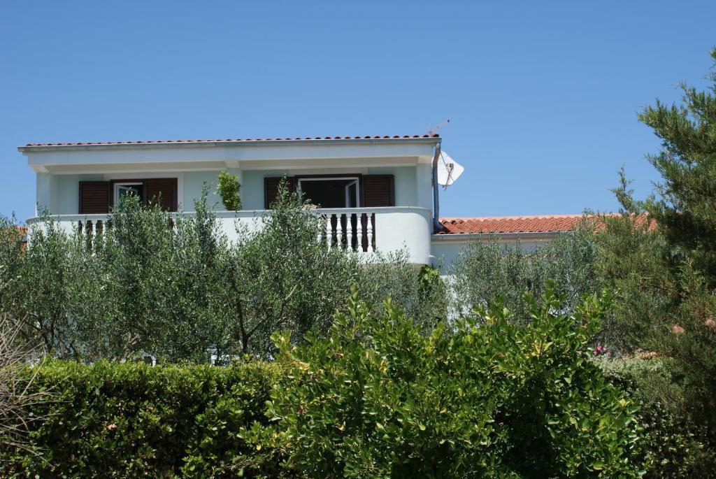Apartments Jurjevic Petrčane Extérieur photo