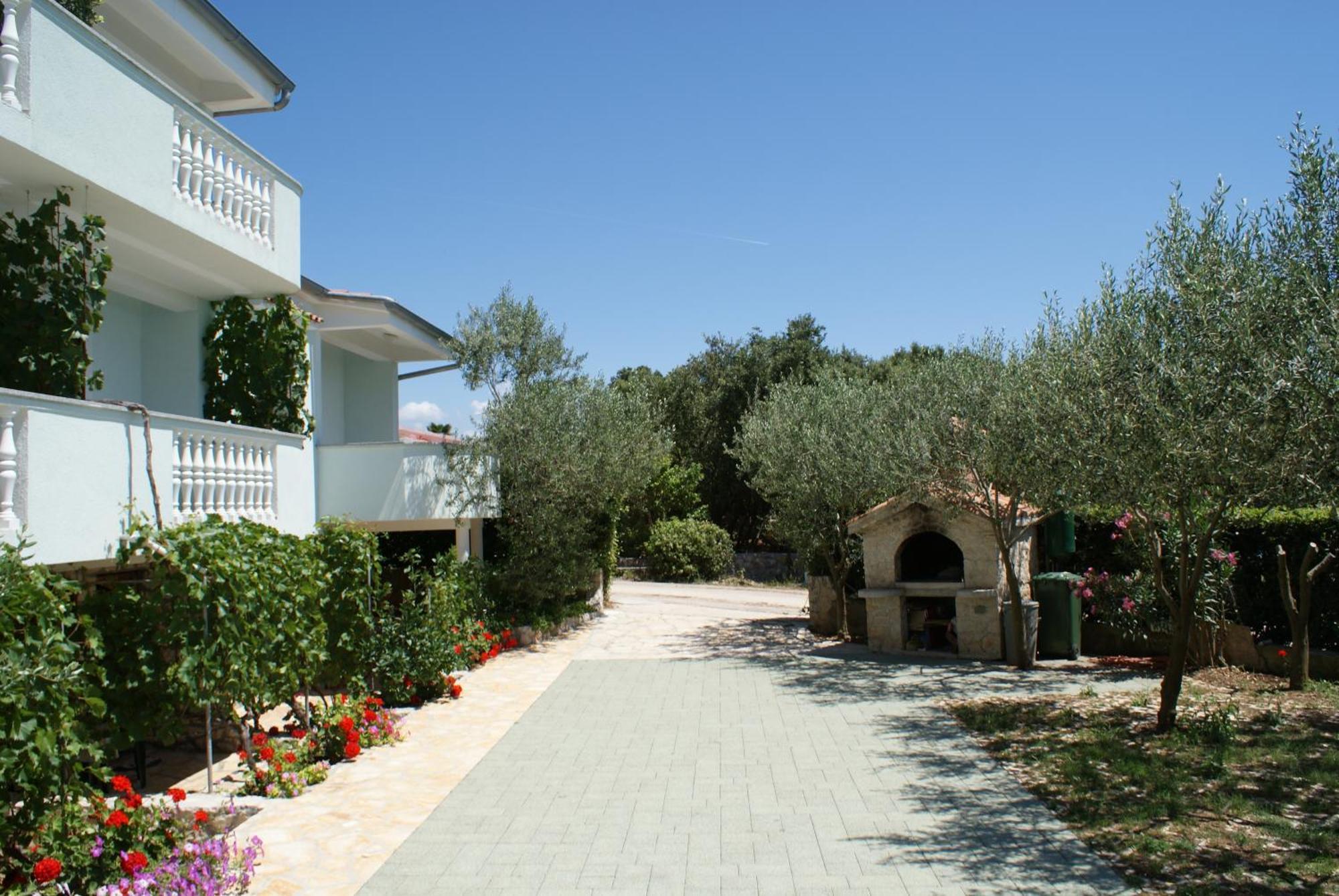 Apartments Jurjevic Petrčane Extérieur photo