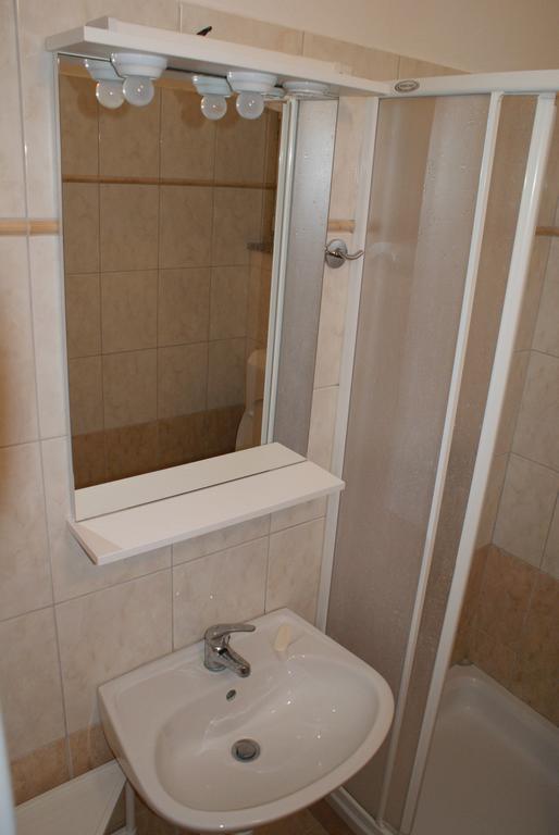 Apartments Jurjevic Petrčane Extérieur photo