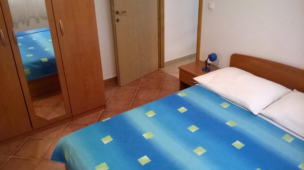 Apartments Jurjevic Petrčane Extérieur photo